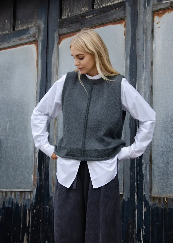 Weekend Deals That Sizzle Alex mohair crop Vest Top | Slate Grey