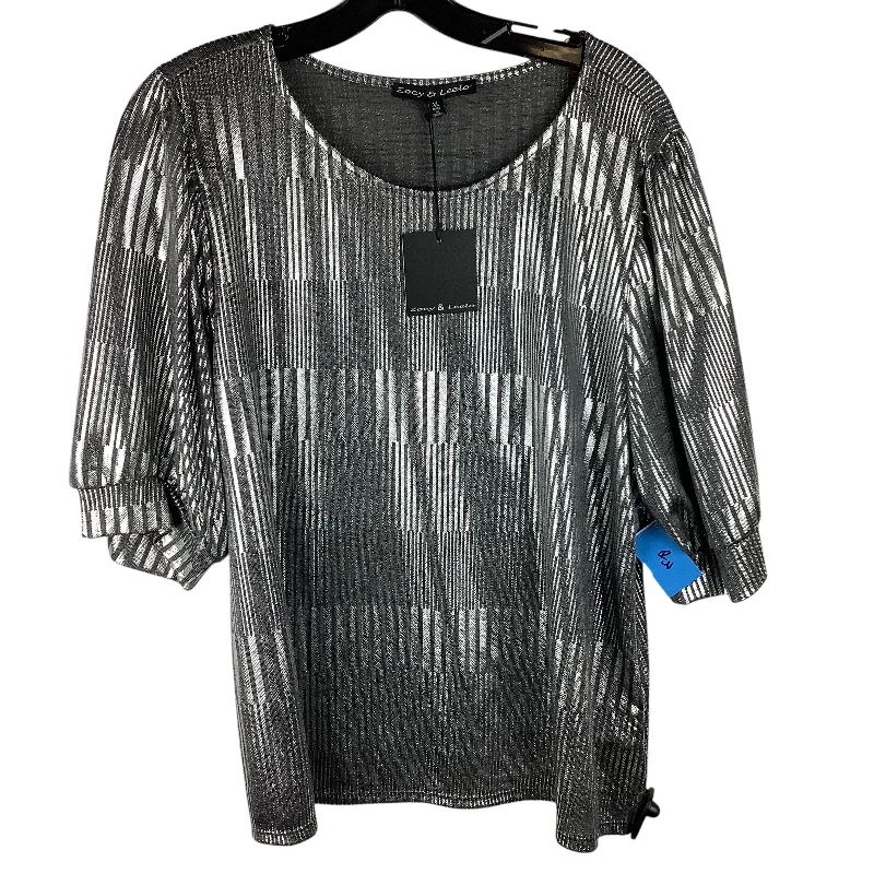 Weekend Bargains to Grab Top Short Sleeve By Clothes Mentor In Silver, Size: Xl