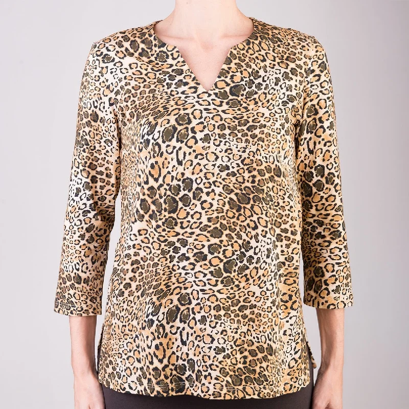 Savings Galore Split Neck Tunic in Belluno Leo Carmel