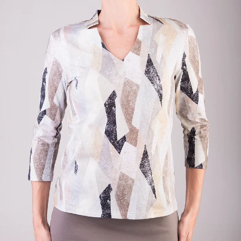 Weekend Special Notch Collar Tee in Vitrines Sand