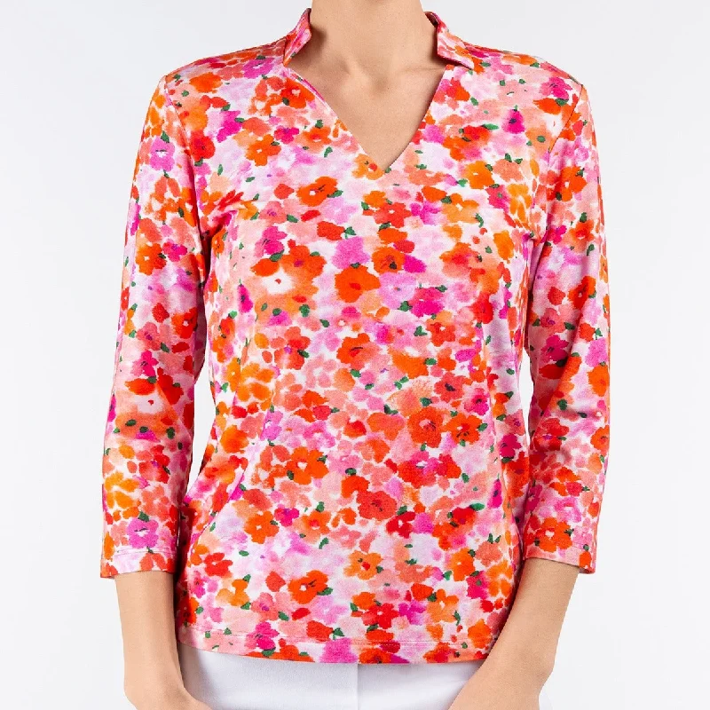 Weekend Savings Spectacular Notch Collar Tee in Poppy Field
