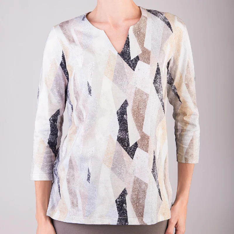 Hurry In Split Neck Tunic in Vitrines Sand