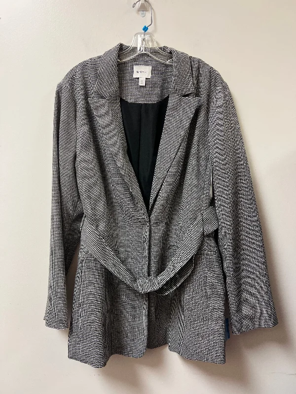 Weekend Shopping Extravaganza Blazer By Nine West In Black & White, Size: 2x