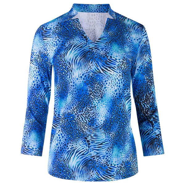Weekend Wonders Await! Notch Collar V-Neck Tee in Blue Leopard