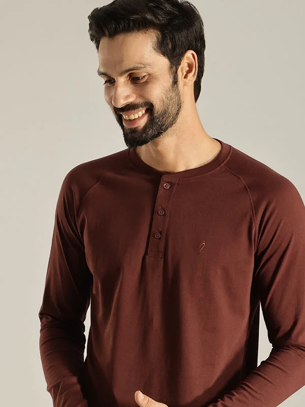 Lowest Rates Men Solid Henley T-Shirt